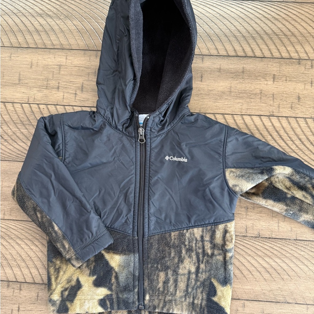 Columbia Camouflage Hooded Jacket